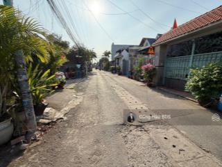 Bán đất mt nguyễn văn trỗi, tp. dĩ an. gần ga dĩ an. dt 120m2 (4x30m), thổ cư 92m2. giá 4.35 tỷ
