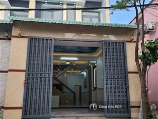 Giảm thêm 200tr. giá chỉ còn 3.9 tỷ cho căn nhà trệt  lầu xây mới tại p. tân bình, sát kdc biconsi