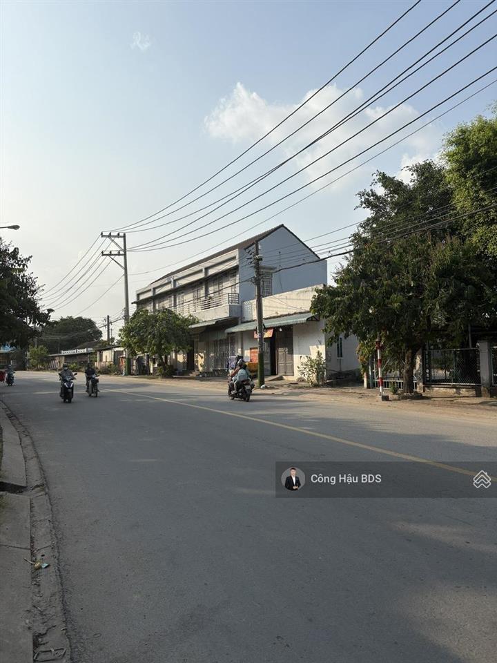 Bán đất tặng nhà tại mt bình thung, tp. dĩ an. dt 112.6m2, (9x 13m), thổ cư 92m2, giá 5.3 tỷ tl