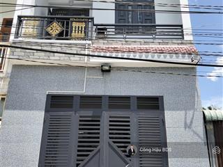 Bán nhà lầu trệt gần tuyến metro bến thành. dt 71.2m2 (4.8x 15m). gồm 3 pn 3wc. giá 3.5 tỷ tl