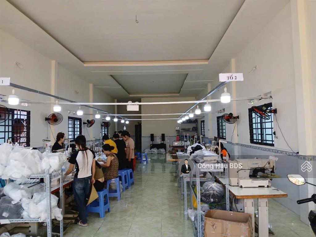 Bán nhà hẻm lý thường kiệt, p. dĩ an. gần chợ dĩ an. dt 197m2. ngang 6m. thổ cư 160m2. giá 5.2 tỷ