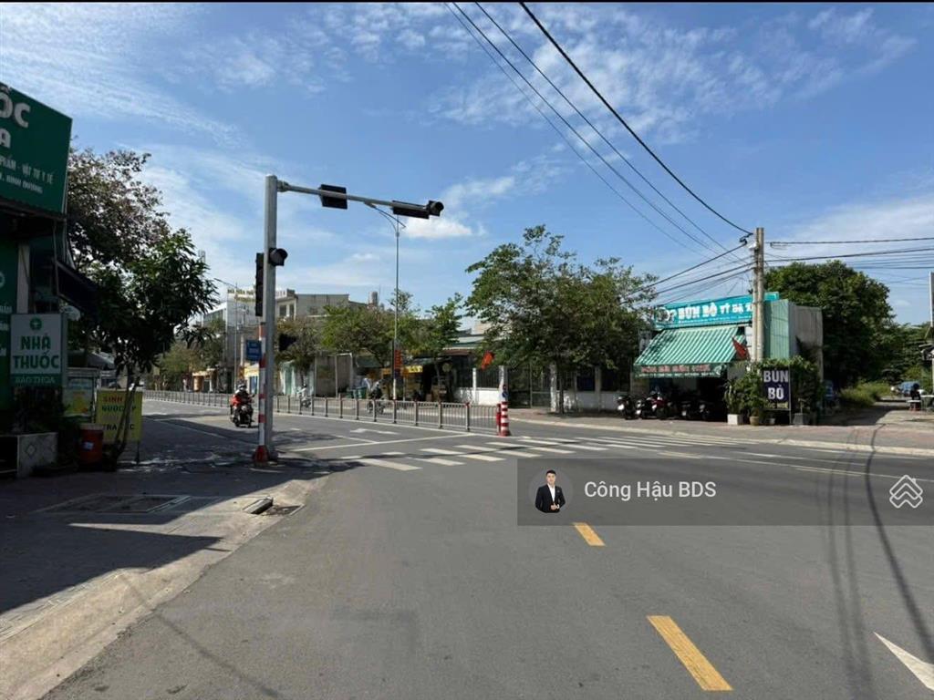 Bán đất mt hoàng hoa thám. p. đông hoà, tp.hcm. dt 110.7m2. (5.1x 21.5m). odt 102m2. giá 9 tỷ tl