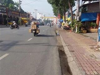 Mặt tiền hai bà trưng tt dĩ an kinh doanh vạn nghề. dt 351.5m2 odt 192.3m2 đường 16m. giá 16 tỷ