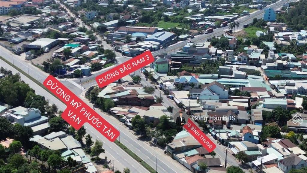 Nền đất gần chợ bình thung cách tuyến metro chỉ 10p. dt 123.4m2 (4.5x 27m)đường 6m giá 3.75 tỷ tl