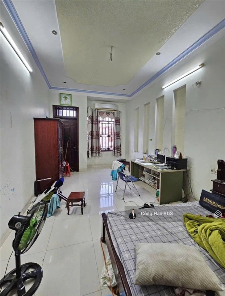 Nhà 4t mt phan đăng lưu, p. dĩ an. gần tttm vincom. dt 148,1m2 (4x36.5m) odt 134m2. giá 5.95 tỷ