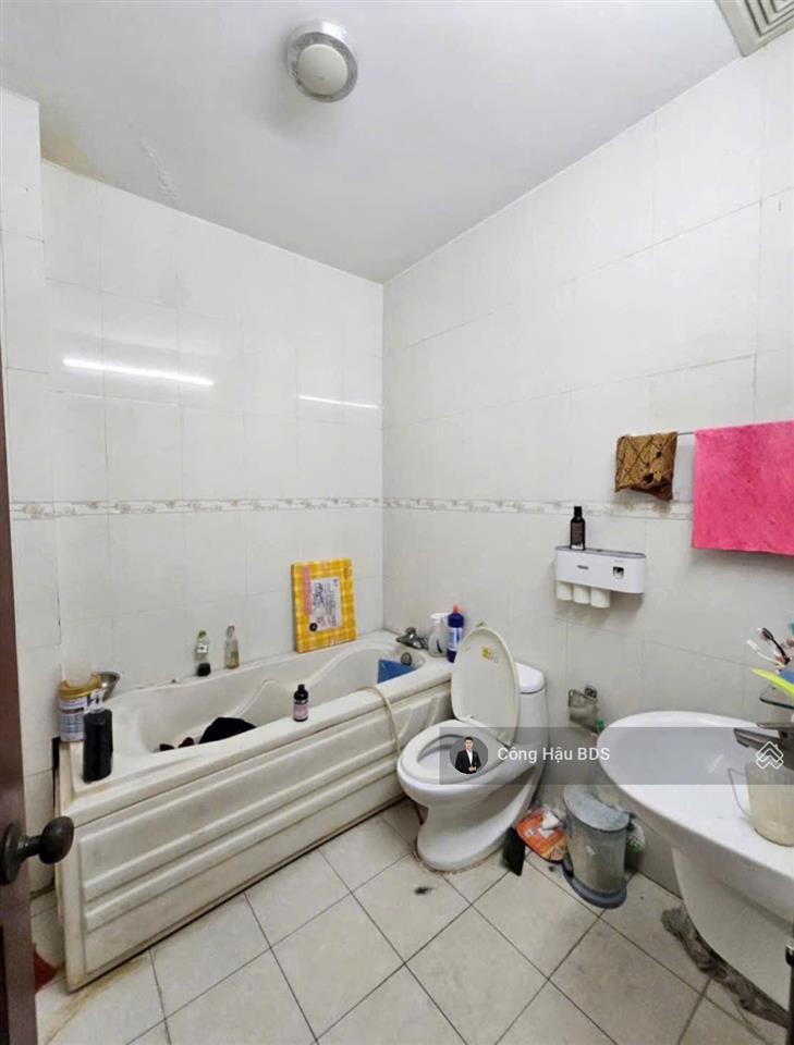 Nhà 4t mt phan đăng lưu, p. dĩ an. gần tttm vincom. dt 148,1m2 (4x36.5m) odt 134m2. giá 5.95 tỷ