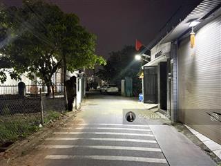 2 nền đất cần bán. đường lê hồng phong, p. tân đông hiệp. dt 111m2 (4x 27m). odt 70m2. đường 5m