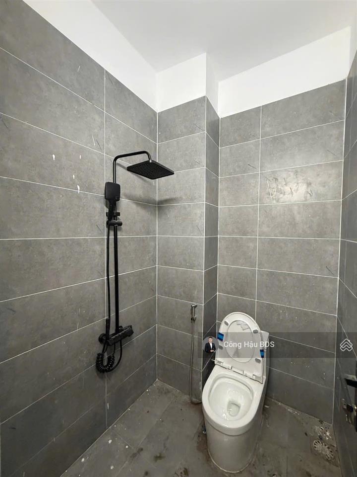 Nhà 2 tầng hẻm 5m đ. nguyễn công trứ, p. đông hoà. dt 70m2 (4x17.5m). sổ hoàn công. giá 4.8 tỷ tl