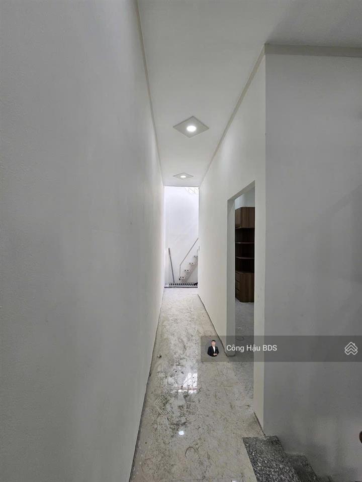 Nhà 2 tầng hẻm 5m đ. nguyễn công trứ, p. đông hoà. dt 70m2 (4x17.5m). sổ hoàn công. giá 4.8 tỷ tl