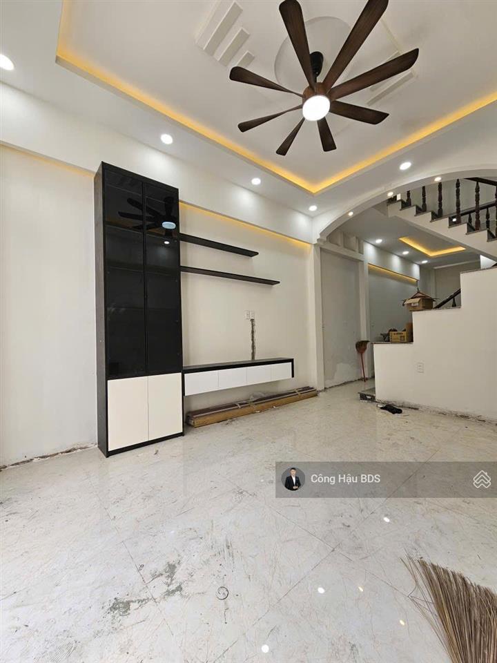 Nhà 2 tầng hẻm 5m đ. nguyễn công trứ, p. đông hoà. dt 70m2 (4x17.5m). sổ hoàn công. giá 4.8 tỷ tl