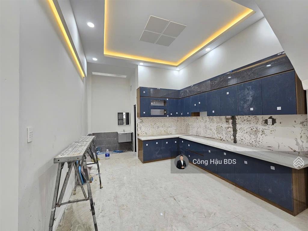 Nhà 2 tầng hẻm 5m đ. nguyễn công trứ, p. đông hoà. dt 70m2 (4x17.5m). sổ hoàn công. giá 4.8 tỷ tl