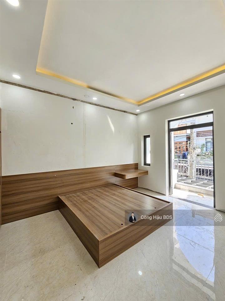 Nhà 2 tầng hẻm 5m đ. nguyễn công trứ, p. đông hoà. dt 70m2 (4x17.5m). sổ hoàn công. giá 4.8 tỷ tl