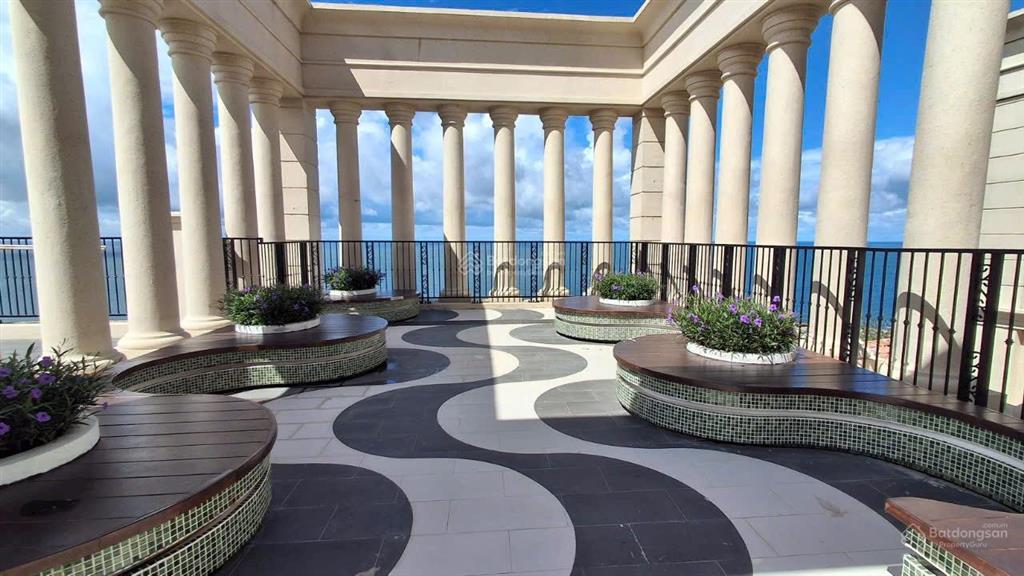 Chính chủ cần bán tầng cao toà s4