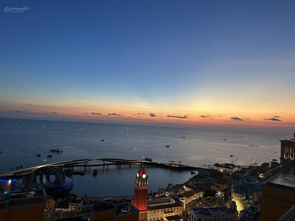 Chính chủ cần bán tầng cao toà s4