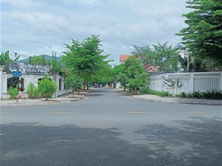 Hàng hiếm biệt thự có sổ đỏ 3 tầng 2 mặt tiền khu đô thị phước long, nha trang