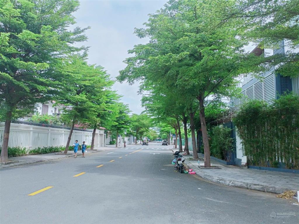 Bán nhanh biệt thự có sổ đỏ 3 tầng 2 mặt tiền khu đô thị phước long, nha trang