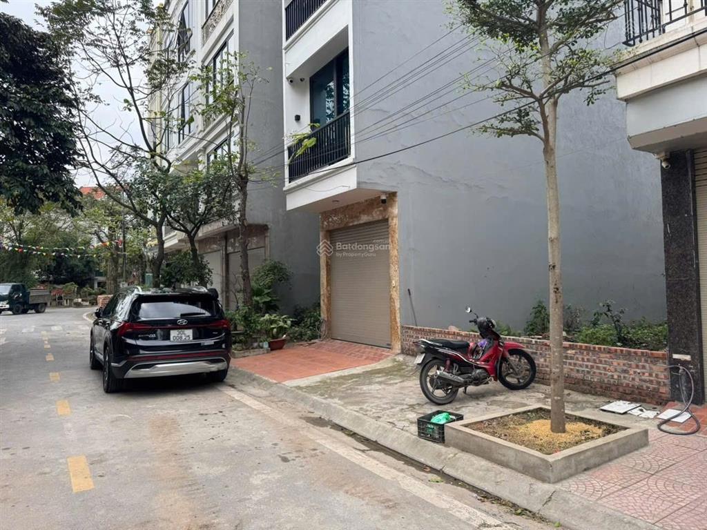 Bán đất khu phân lô thạch bàn 65m² , mt 4,7m đường ôtô tránh vỉa hè kinh doanh giá 12,5 tỷ