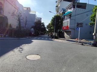 Bán đất đấu giá thanh am thượng thanh lô góc 100m² , mt 12m vỉa hè ôtô tránh , giá 20,5 tỷ tl .