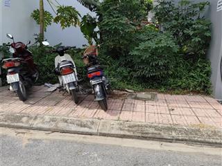 Bán đất phân lô tái định cư thạch bàn 70m² , mt 5,3m vỉa hè ôtô tránh giá chào 13,5 tỷ tl .