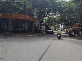 Bán đất mặt phố víp việt hưng 105m² , mt 5m lô góc 2 mặt tiền vỉa hè ôtô tránh kd giá 35 tỷ tl.