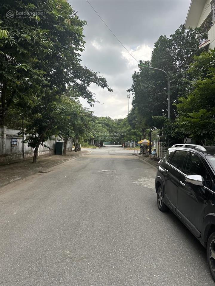 Bán nhà thượng thanh 105m²,mt 7m, 4 tầng thang máy vỉa hè ôtô tránh giá 28 tỷ tl