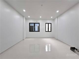 Cho thuê nhà rộng, đẹp 82m2 nguyễn khang  96 triệu/tháng