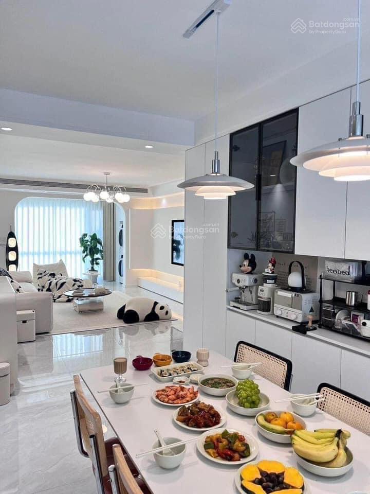 Cần bán gấp ch 4pn 140m2 căn góc giá 10.1tỷ sunshine garden (cạnh time city) e minh anh 0944 394 ***