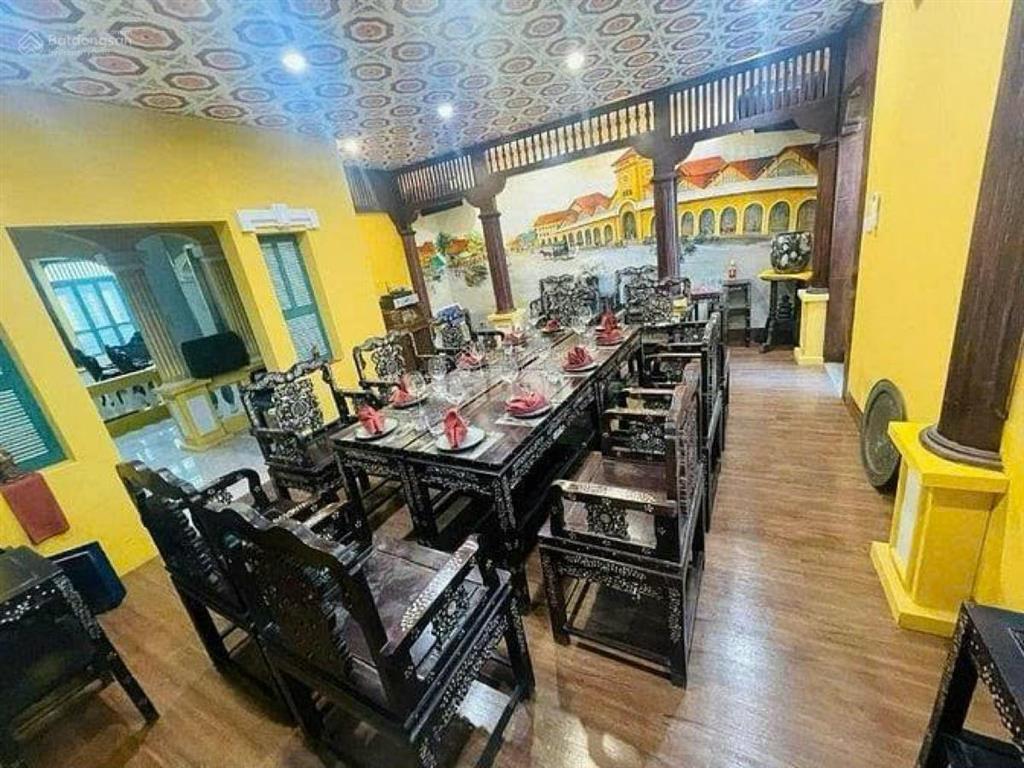Biệt thự xong lập siêu hiếm, kinh doanh cực đẹp