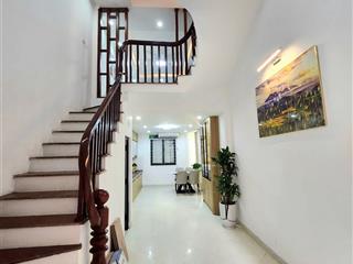 Bán nhà đẹp  phố bằng liệt  ở ngay  gần kđt tây nam linh đàm  35m*5t  chỉ 7,9 tỷ