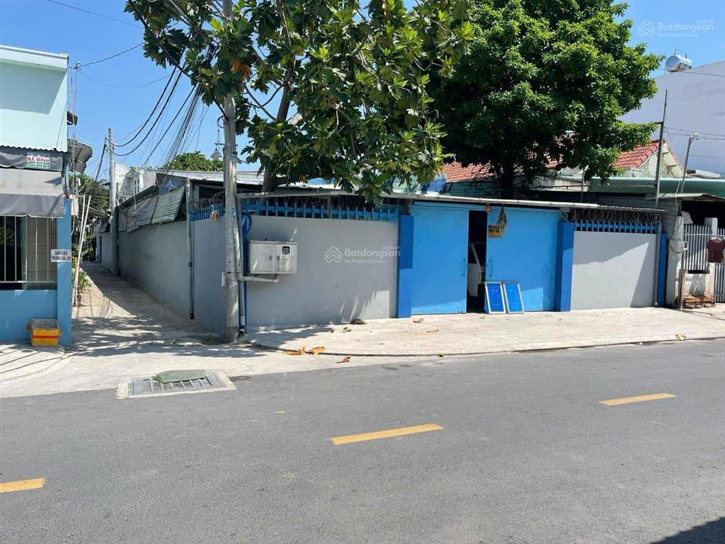 Bán nhà xưởng căn góc 2 mặt tiền trung lân 1 hóc môn 400m2 16.7 tỷ dòng tiền 25tr/tháng
