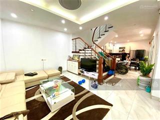 Mới nhất! hoàng cầu ngõ nông gần ô tô, 30m ra phố, nhà đẹp ở ngay ngõ nông rộng 43.5m2*5t