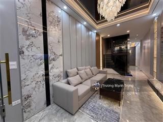 Cực chất! nhà mới tây sơn tôn đức thắng, đh thủy lợi, thang máy, ô tô đỗ sát nhà, full nội thất