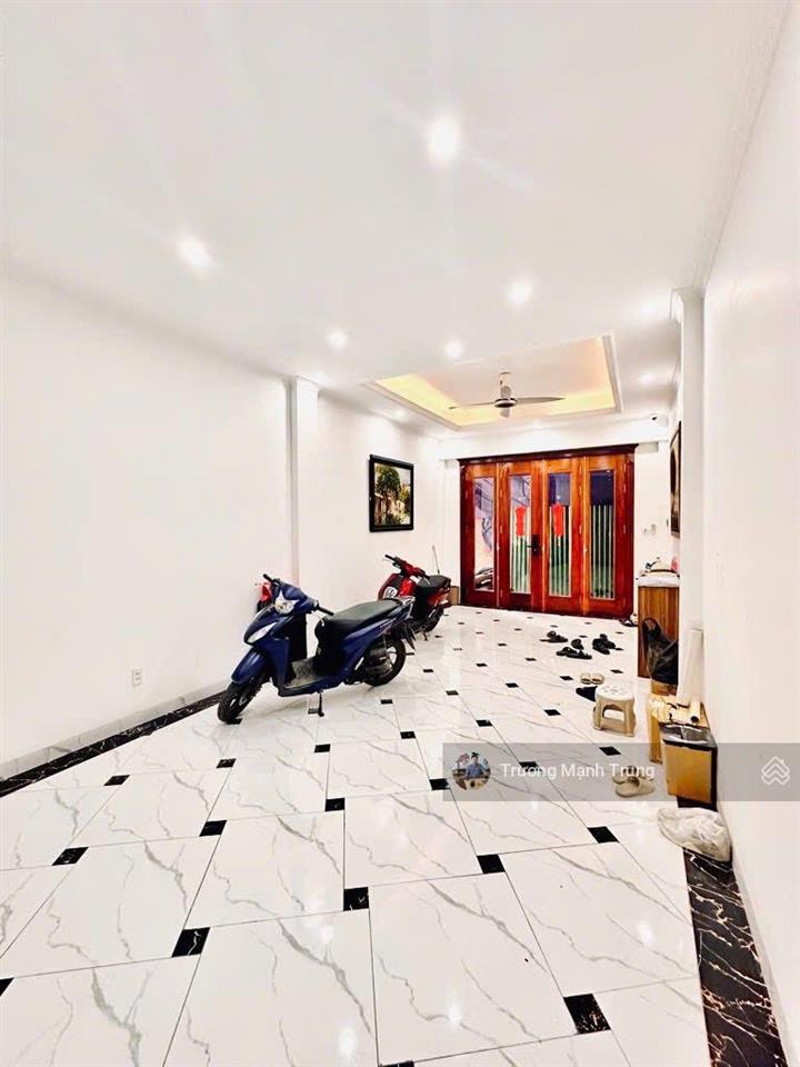 Xuất sắc! thái thịnh ngõ thông, gần phố ô tô, 2 mặt thoáng, chủ đổi nhà mới to hơn bán gấp!