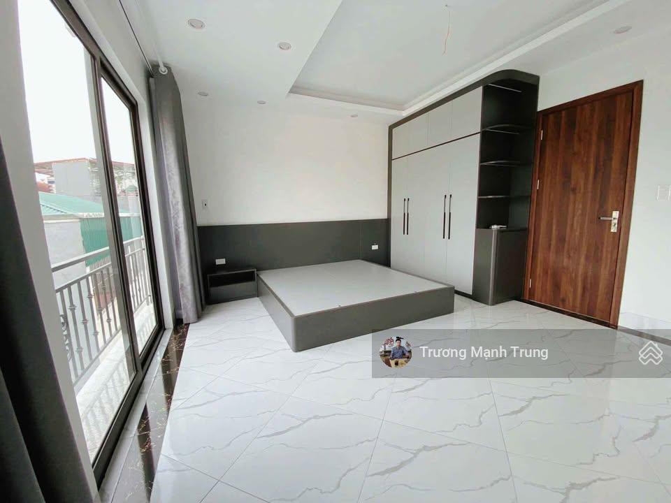 Đẹp điên ! tây sơn  thái thịnh lô góc 2 thoáng, 20m ra ô tô full nội thất, ngõ to cực sạch sẽ.