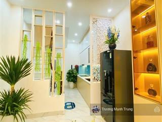 Cực phẩm! tôn đức thắng  ngõ thông, có sân rộng thoáng sáng, ô tô đỗ gần, full nội thất