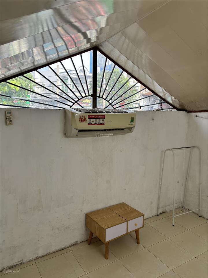 Phòng trọ máy lạnh quận 6. mặt tiền đường