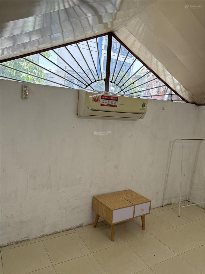 Phòng trọ máy lạnh quận 6. mặt tiền đường