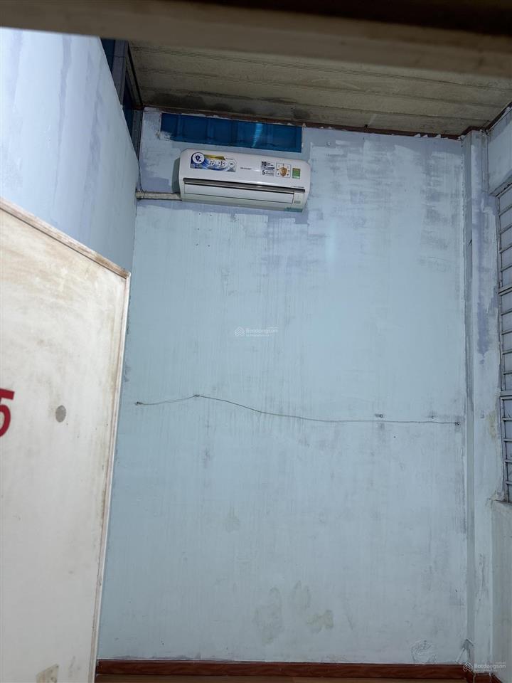 Phòng trọ máy lạnh quận 6. mặt tiền đường