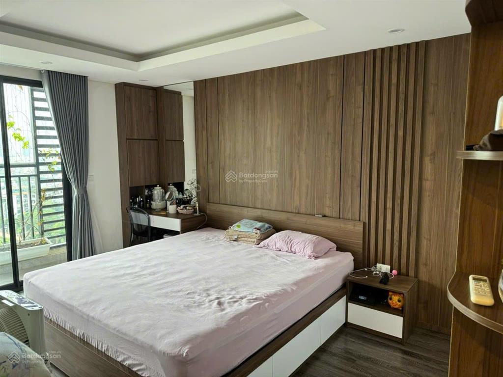 Chính chủ bán ch hồng kông tower dt 94m 3pn full nt view đẹp hướng đông nam 10 tỷ sdcc o971o85383