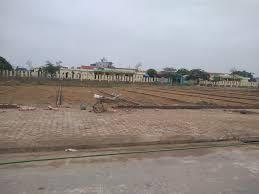 Gia đình cần tiền bán gấp lô đường trục chính 50m, 65m, 100m. khu tđc bình yên, giá làm việc nhanh