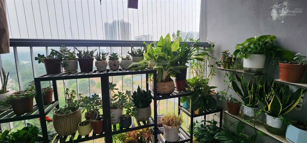 Chính chủ cần bán căn 2 phòng ngủ kđt hồng hà nhà ở có sổ, có đồ. ac quan tâm ib e. 0973 767 ***