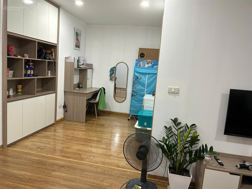 Bán căn 1 ngủ+1. 50m2 tòa xuân mai complex hà đông giá thiện chí