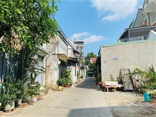 Bán gấp nhà Linh Đông Thủ Đưc giá cỉ 5 tỷ sổ riêng thuê 7.5 triệu/ tháng.