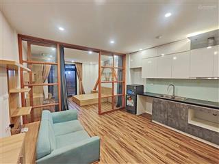 Cho thuê ccmn 1n1k  45m2 full đồ, vskk, có ban công, nhà để xe rộng, gần vincom, big c, lotte