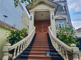 Biệt thự dát vàng trung tâm hành chính dĩ an 600m2 55tỷ ngộp bank 25tỷ gấp bán
