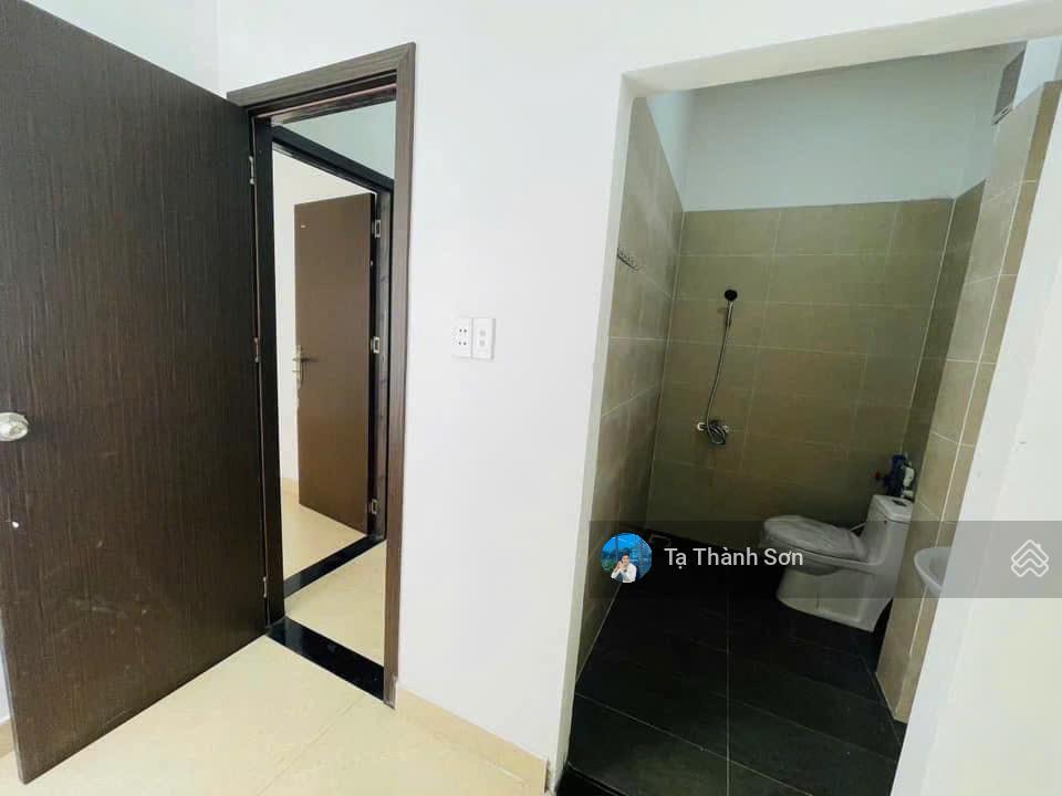 Nhà riêng xây 20phòng cho thuê 70tr/th bến đò linh đông tđ 250m2 17.5tỷ tl đường xe tải né nhau