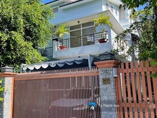 Nhà biệt thự 330m2 full nội thất căn duy nhất khu vực gần ql13, đường thông tô ngọc vân thủ đức hcm