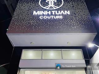 Mặt tiền lê qang định, cho thuê 180tr/tháng gần 1000m2 sàn, lô góc 2 mặt tiền đường chính chủ bán