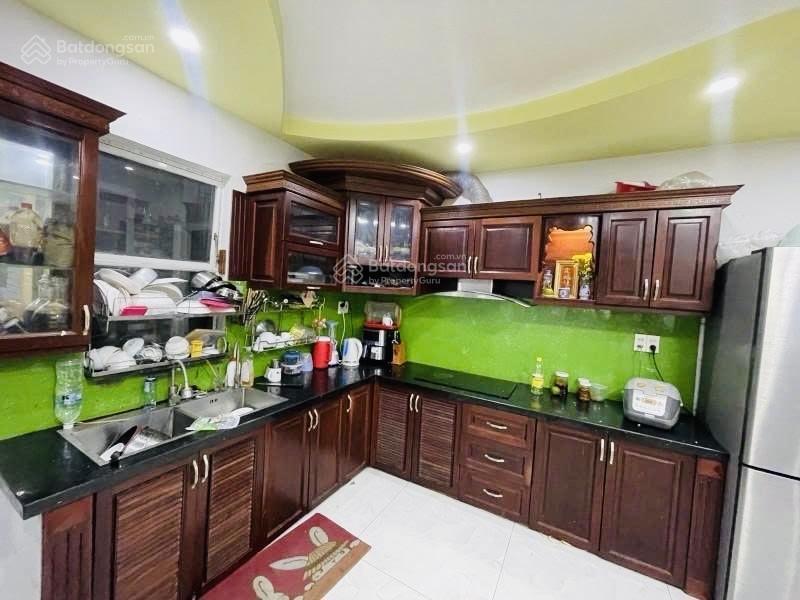 Nhà 5 tầng, hẻm xe hơi, 60 m2, ngay lê văn sỹ chính chủ cần bán gấp