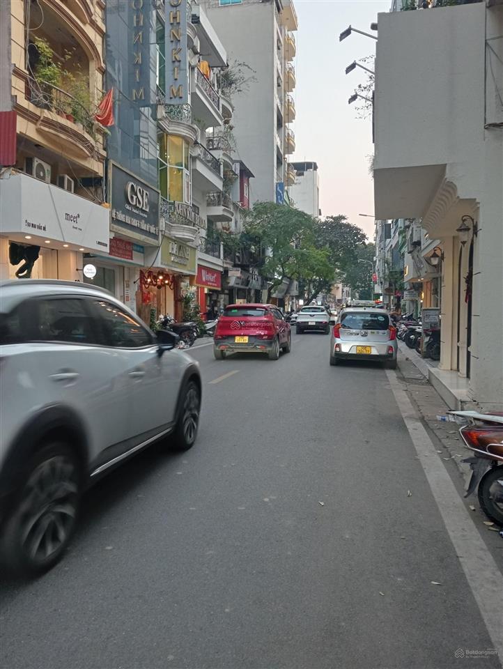 Bán nhà phố lò đúc quận hai bà trưng diện tích 30m2 kết cấu 5 tầng, có thang máy